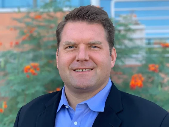 nathan podsakoff headshot