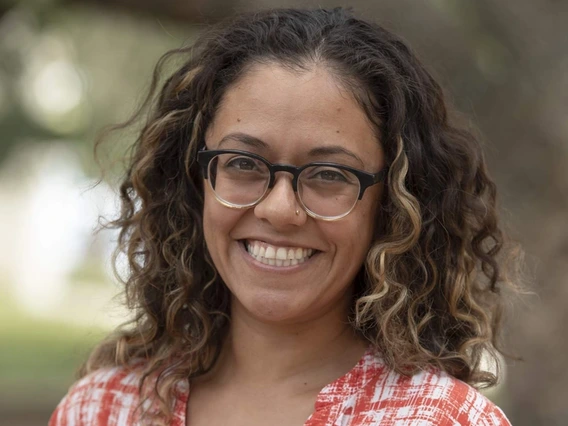 norma perez brena headshot