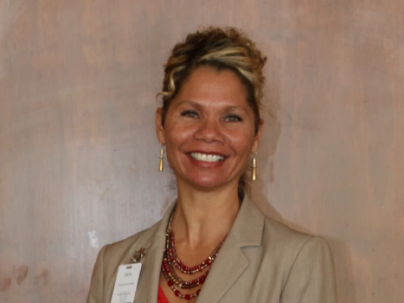 Erin Lyons